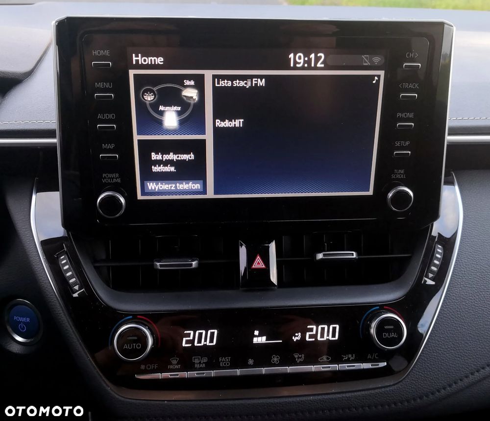 Toyota Corolla 1.8 Hybrid Executive - 18