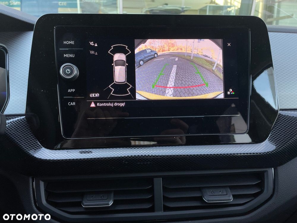 Volkswagen T-Cross - 21