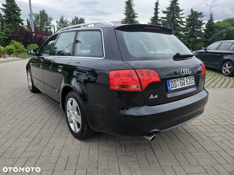Audi A4 Avant - 17