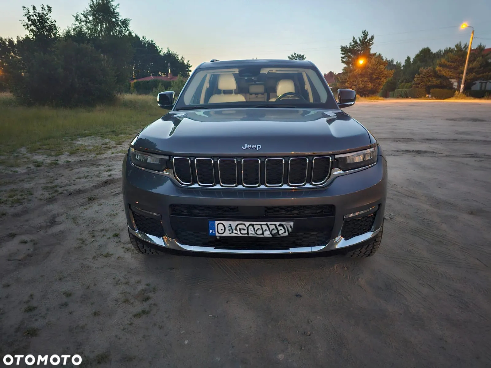 Jeep Grand Cherokee - 3