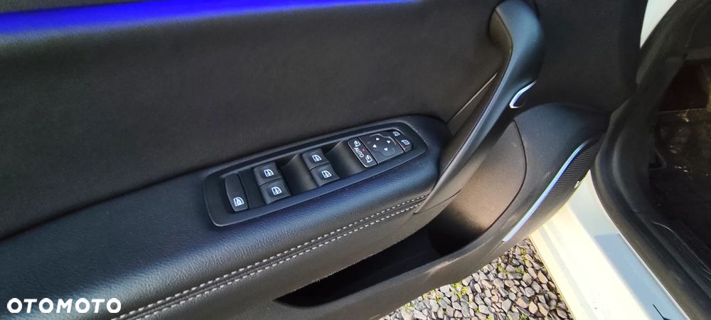 Renault Megane TCe 140 GPF BOSE EDITION - 21