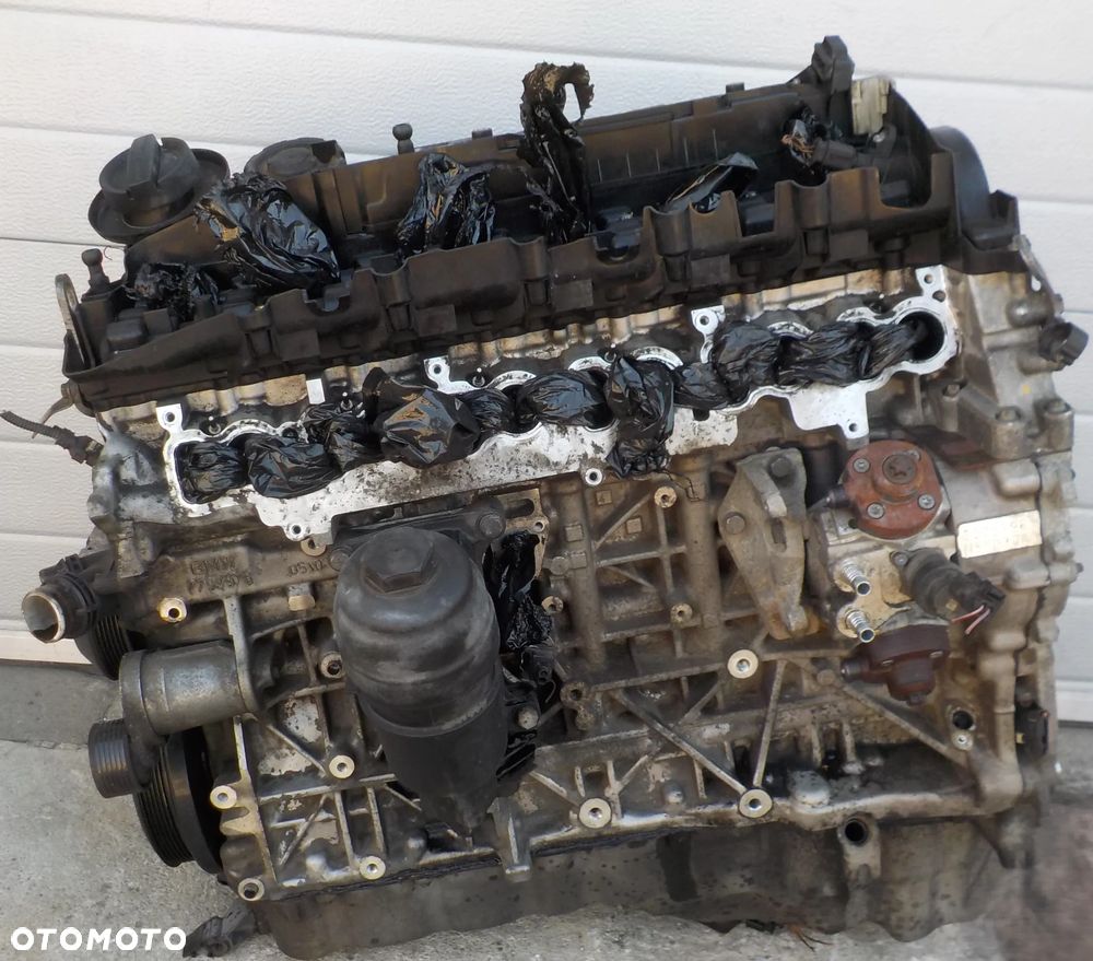 BMW SERIA 3 E90 E91 E92 E93  SILNIK SŁUPEK Z POMPĄ WTRYSKOWĄ N57D30A - 10