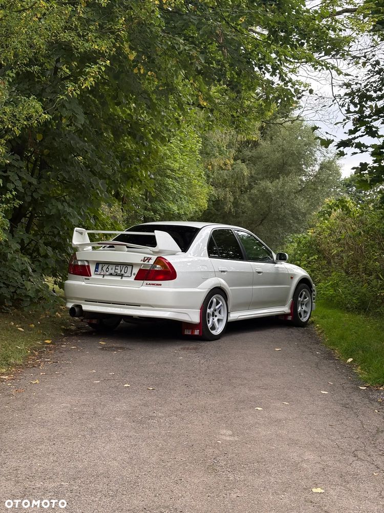Mitsubishi Lancer Evolution - 8