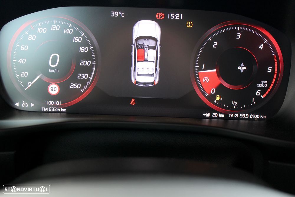 Volvo XC 40 2.0 D3 Momentum - 11