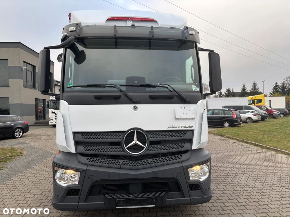 Mercedes-Benz Actros MP5 1830 (nie Antos , 1836, 1840, 1842, 1845) firanka , burta , - 3