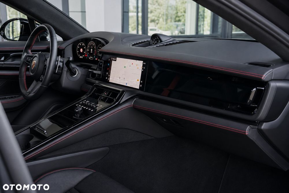 Porsche Panamera GTS - 29