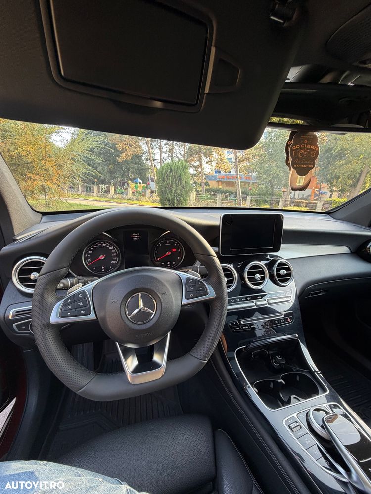 Mercedes-Benz GLC 250 d 4MATIC - 11