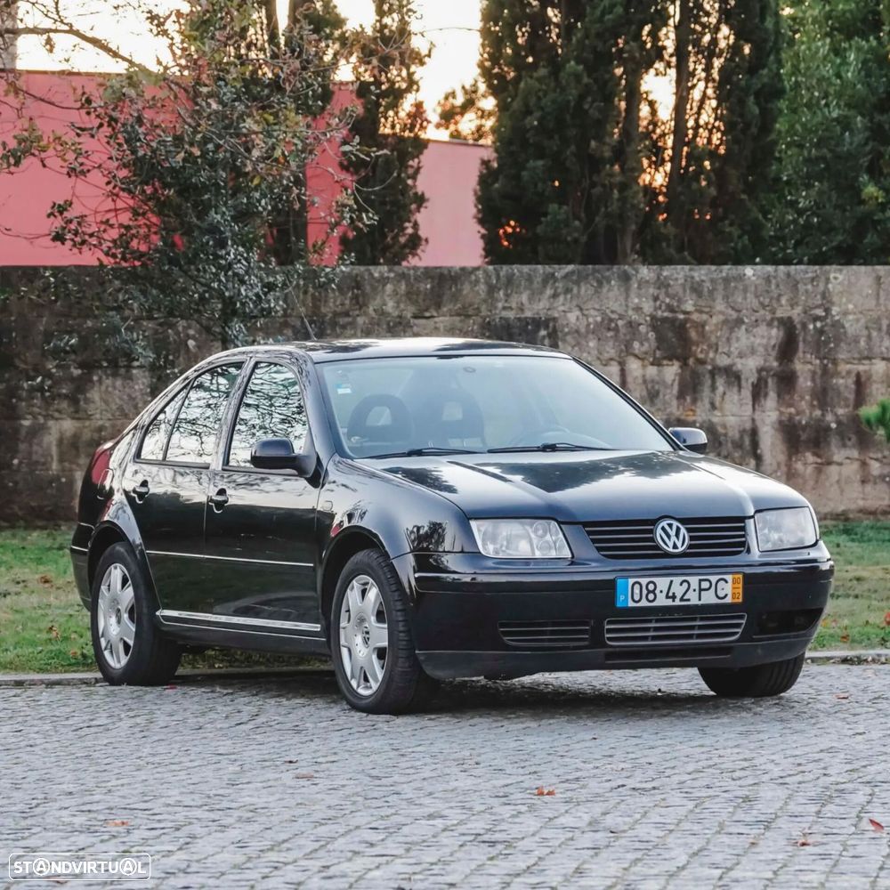 VW Bora 1.9 TDi Highline - 1