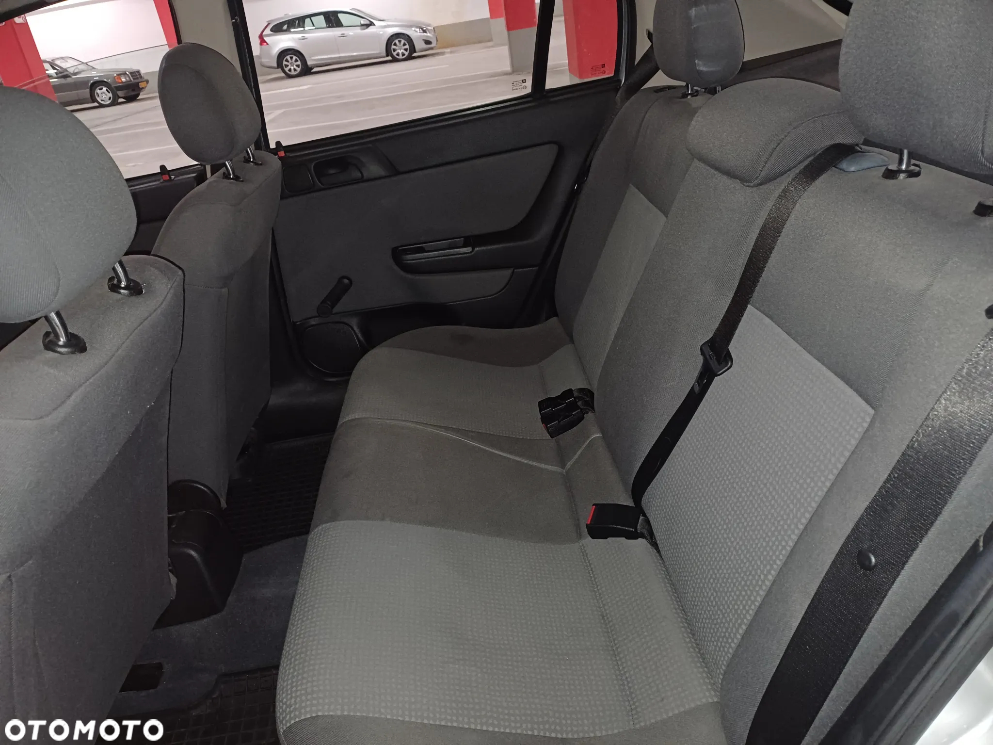 Opel Astra - 26