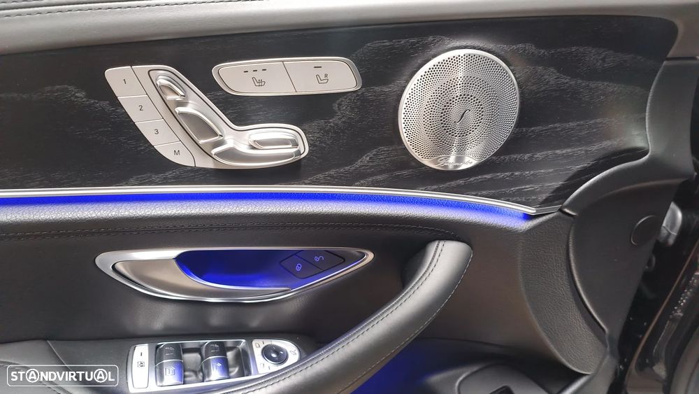 Mercedes-Benz E 220 d AMG designo - 16