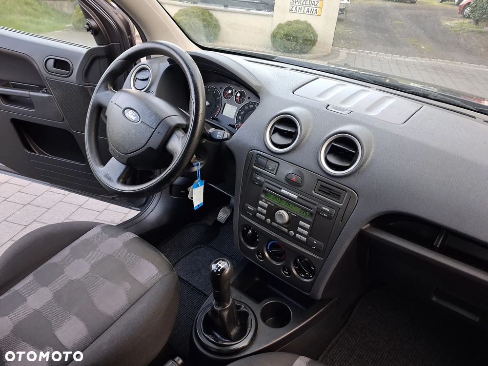 Ford Fusion 1.4 Style - 11