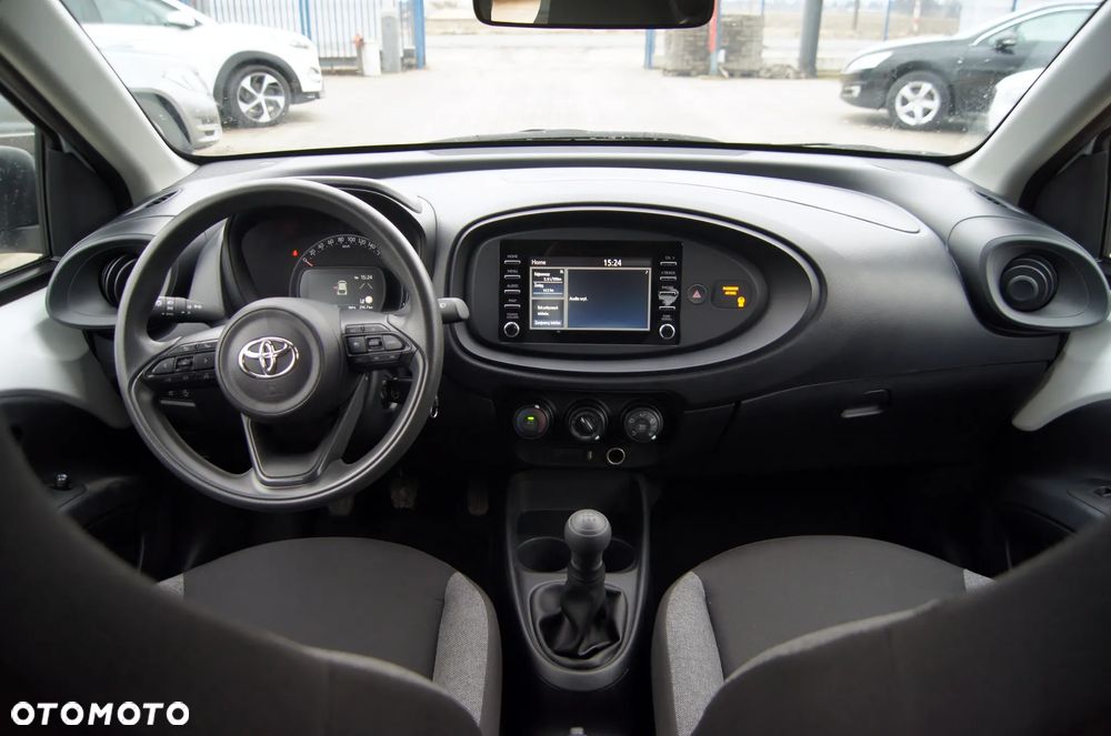 Toyota Aygo X Business Edition - 14