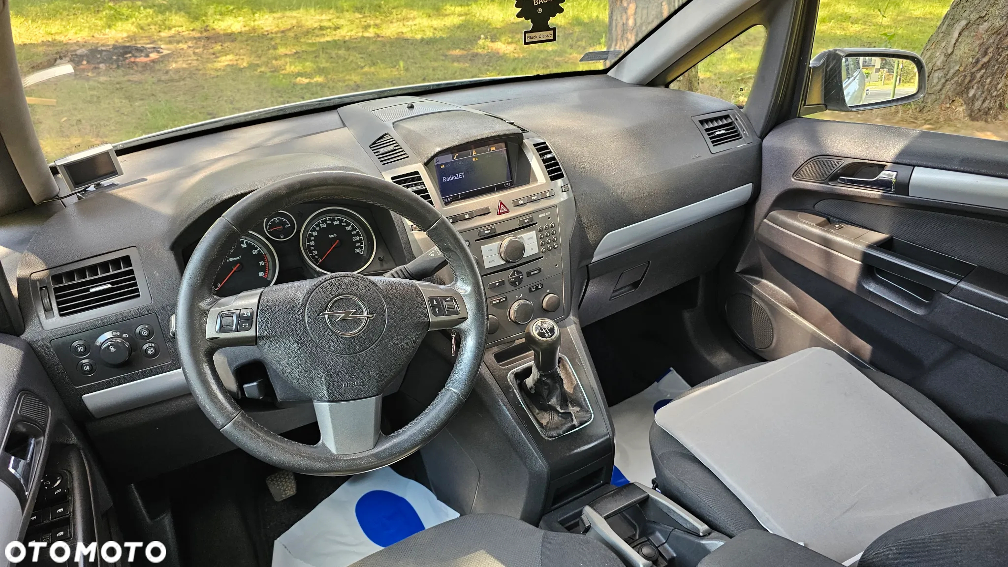 Opel Zafira 1.8 Cosmo EU5 - 13