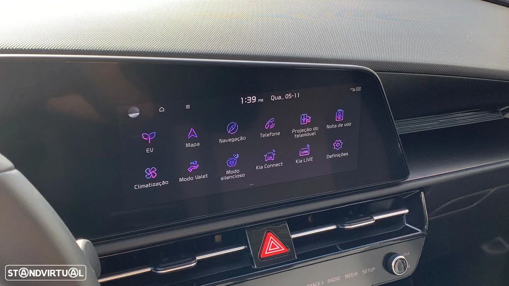 Kia Niro EV 64kWh Drive - 12