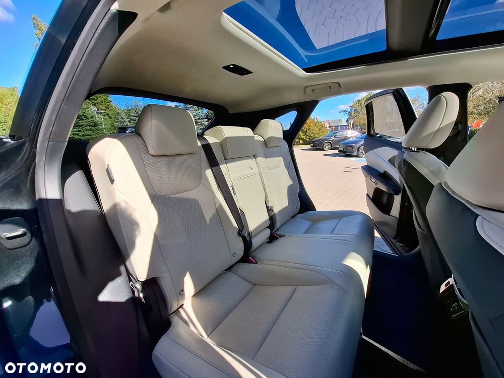Lexus RX - 24