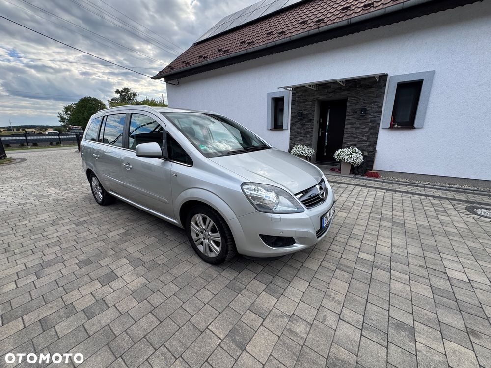 Opel Zafira 1.8 Innovation - 27