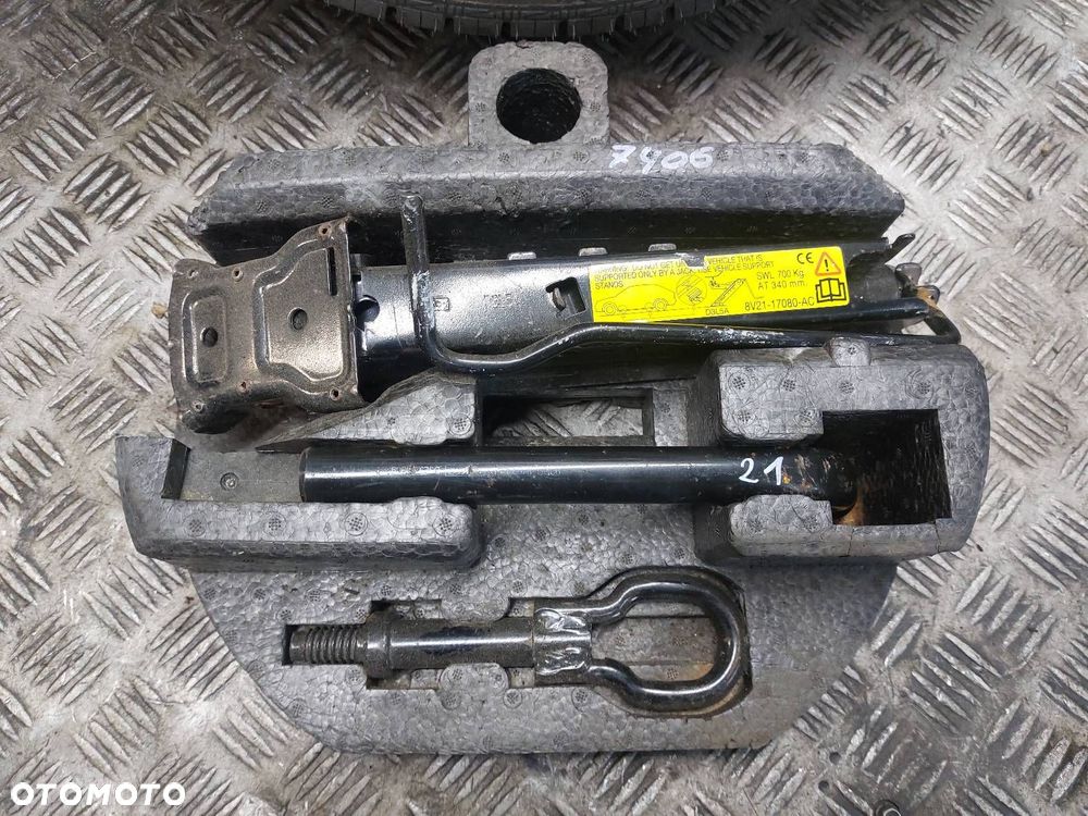 ORGANIZER WKŁAD BAGAŻNIKA + ZAPAS 4x108 175/65R14 FORD FIESTA 8V21-17080-AC - 2