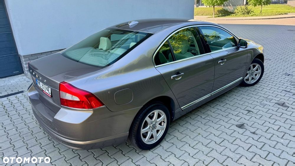 Volvo S80 2010 photo 4