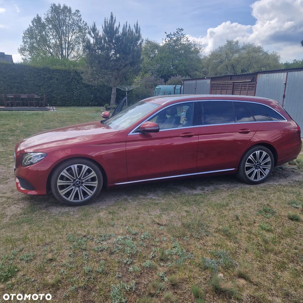 Mercedes-Benz Klasa E 200 4Matic 9G-TRONIC - 1