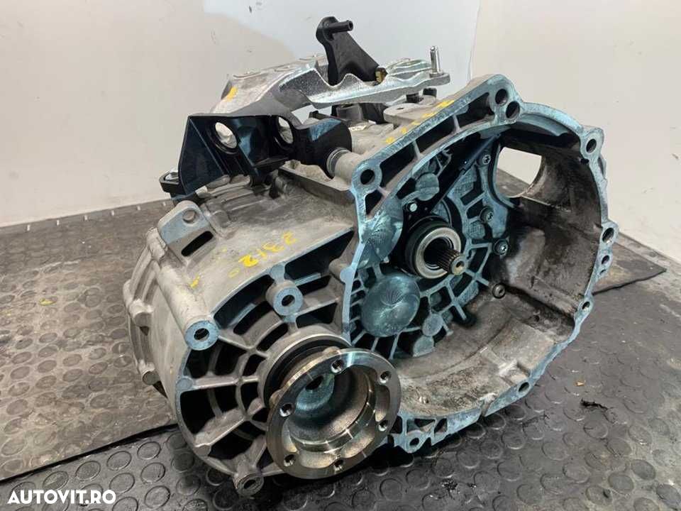 Cutie viteza VW Passat B6; 2.0 TDI; 6 Trepte; 2005-2010; KDN - 1