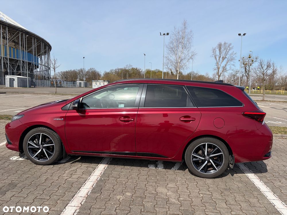Toyota Auris Hybrid 135 Selection - 1