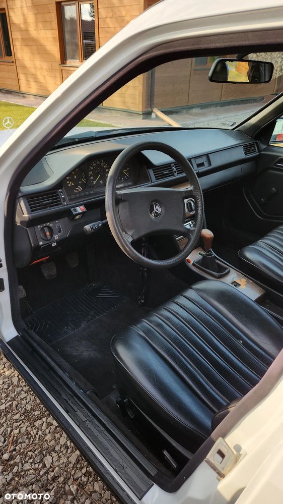 Mercedes-Benz W124 (1984-1993) - 9