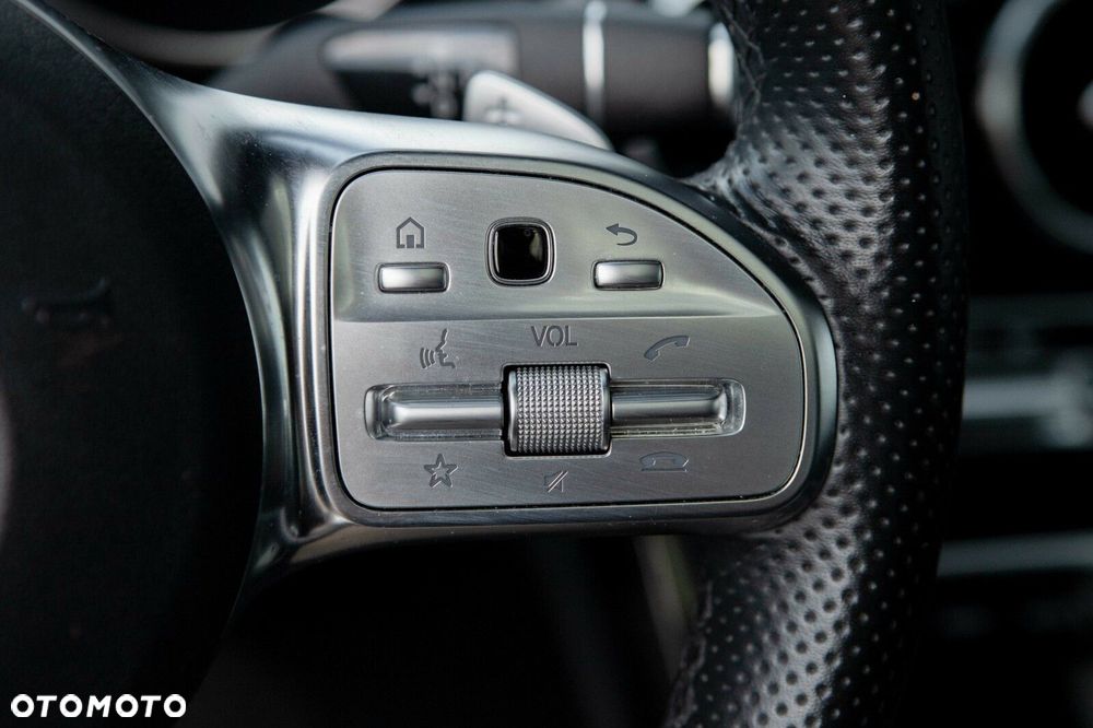 Mercedes-Benz Klasa C 200 4MATIC 9G-TRONIC - 21