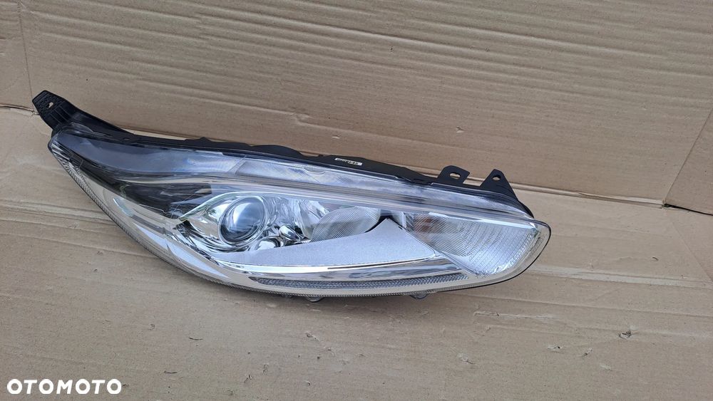 FORD FIESTA MK7 LIFT PRAWA LAMPA SOCZEWKA C1BB-13W029-CG C1BB-13W029-CE - 2