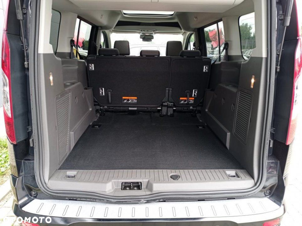 Ford Tourneo Connect - 17