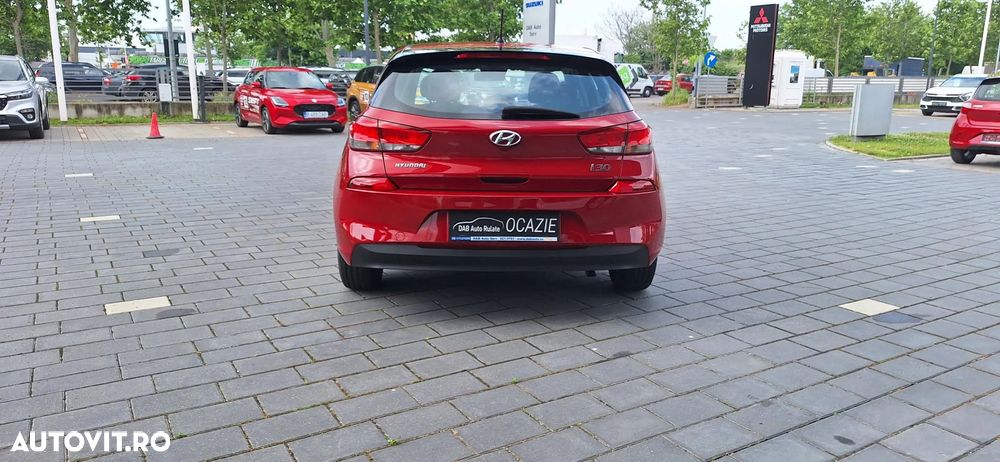 Hyundai i30 1.4 MPi 5DR M/T ISG Comfort - 5