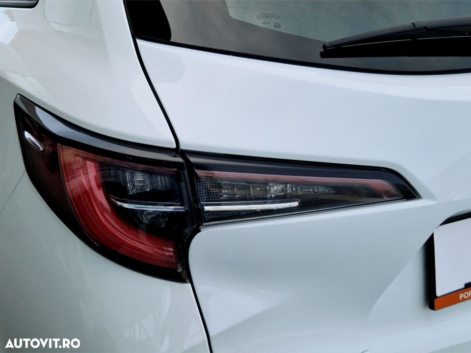 Toyota Corolla - 11