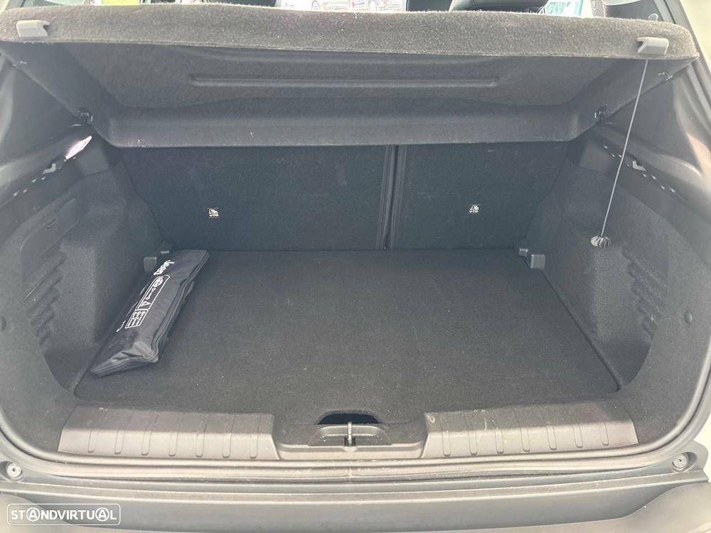 Jeep Avenger 1.2 GSE T3 Altitude - 6