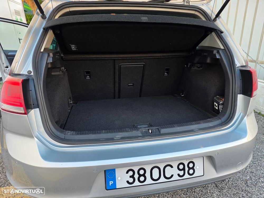 VW Golf 2.0 TDi DPF DSG Highline - 10