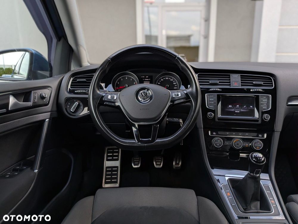 Volkswagen Golf 1.4 TSI BMT Highline - 16