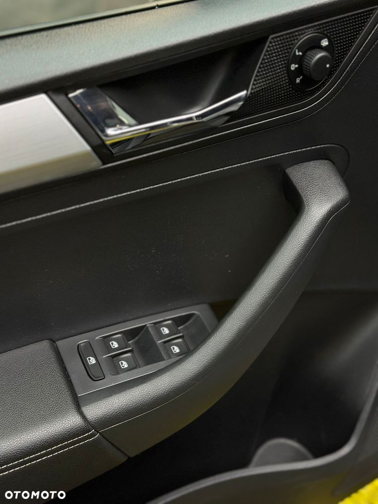 Skoda RAPID 1.0 TSI Ambition - 8