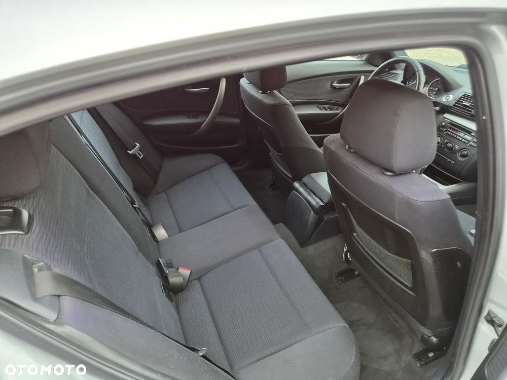 BMW Seria 1 - 19