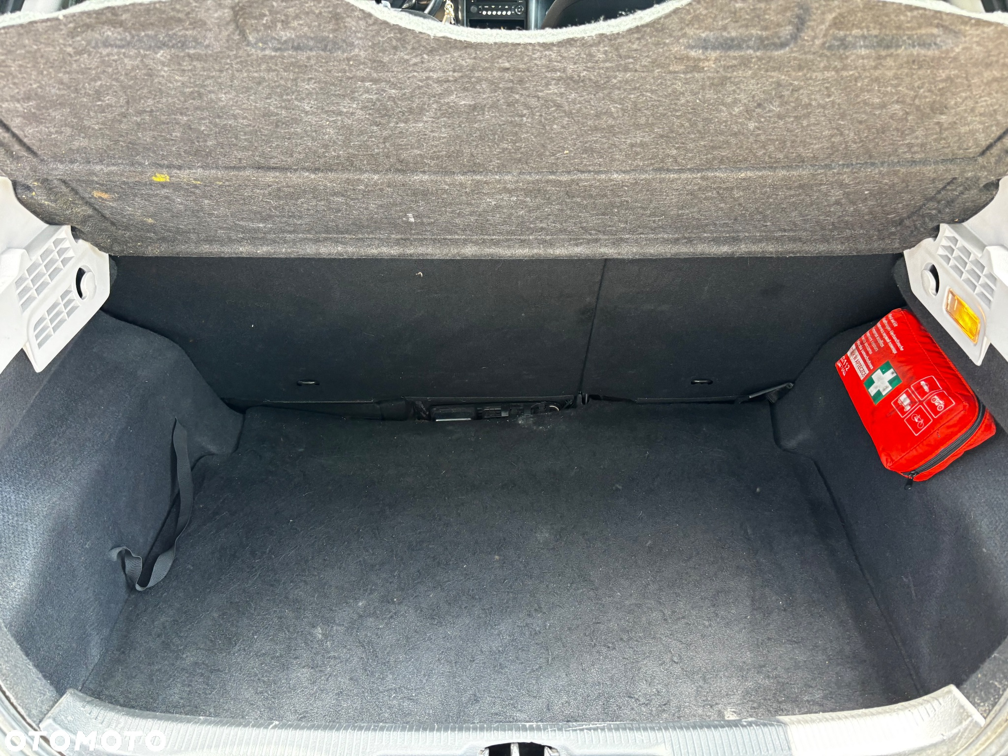 Peugeot 207 1.6 HDi Trendy 99g - 16