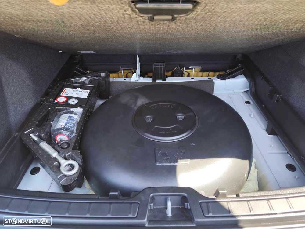 Volvo XC 40 1.5 T2 Momentum Core - 8
