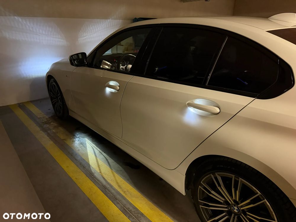 BMW Seria 3 - 33