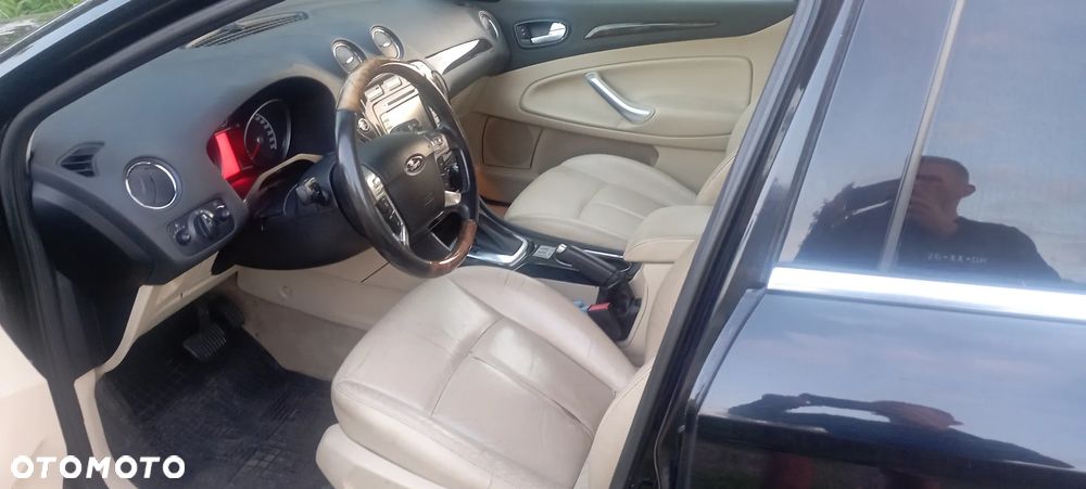 Ford Mondeo 2.3 Ghia - 6