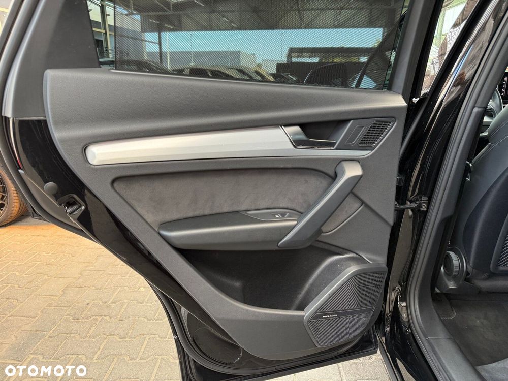 Audi Q5 Sportback - 11