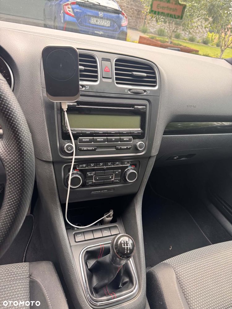 Volkswagen Golf 1.6 TDI DPF Comfortline - 12