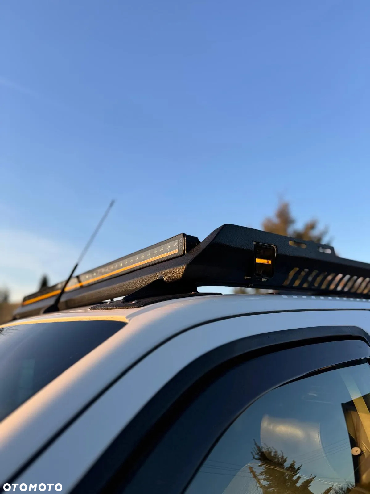 Nissan Navara 3.0 D V6 - 23