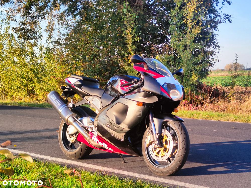 Aprilia RSV - 1