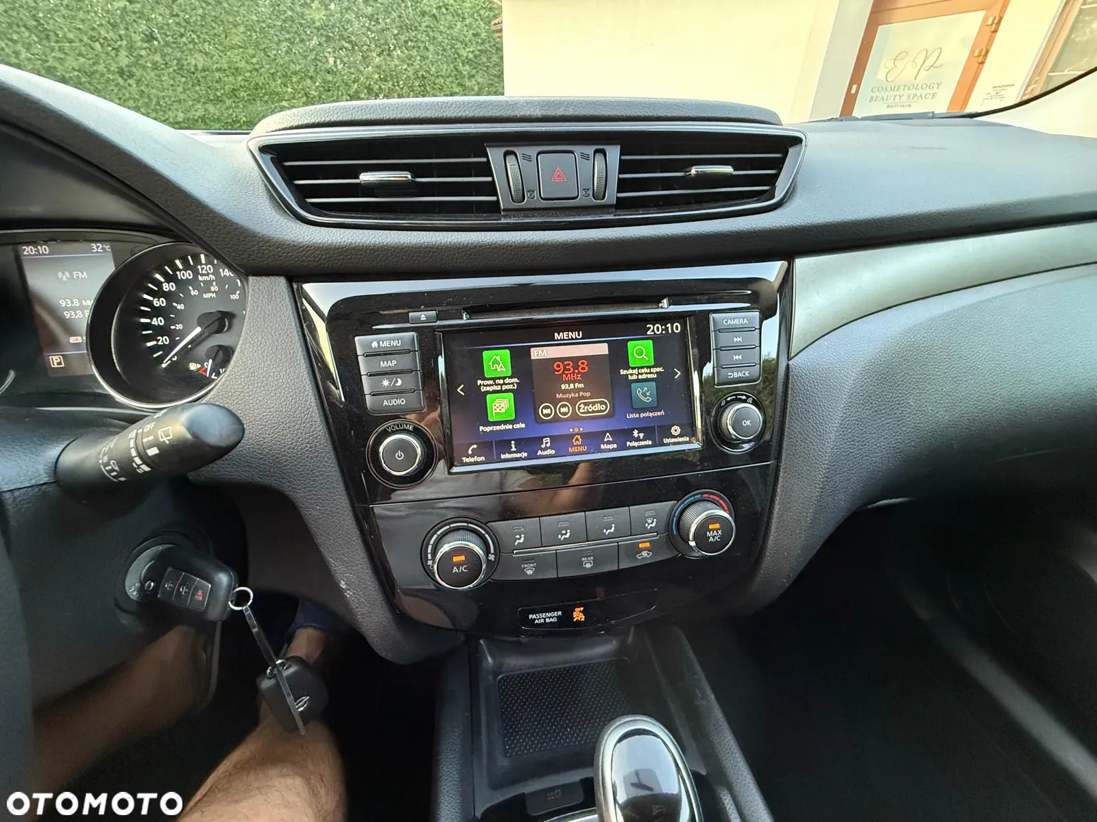 Nissan Qashqai - 14