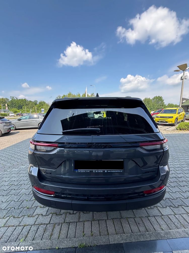 Jeep Grand Cherokee - 3