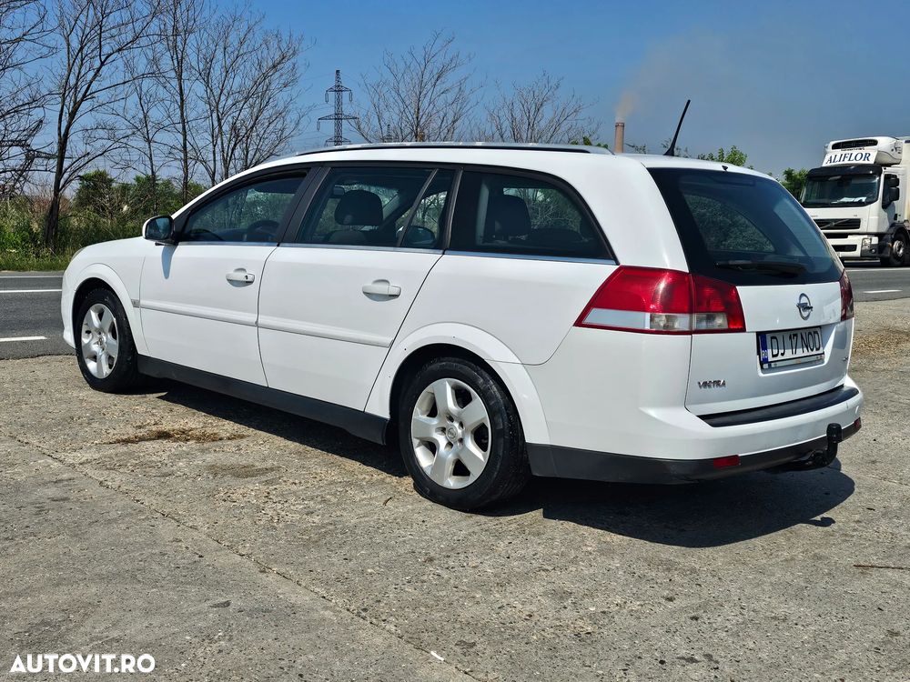 Opel Vectra 1.9 CDTI Essentia - 4