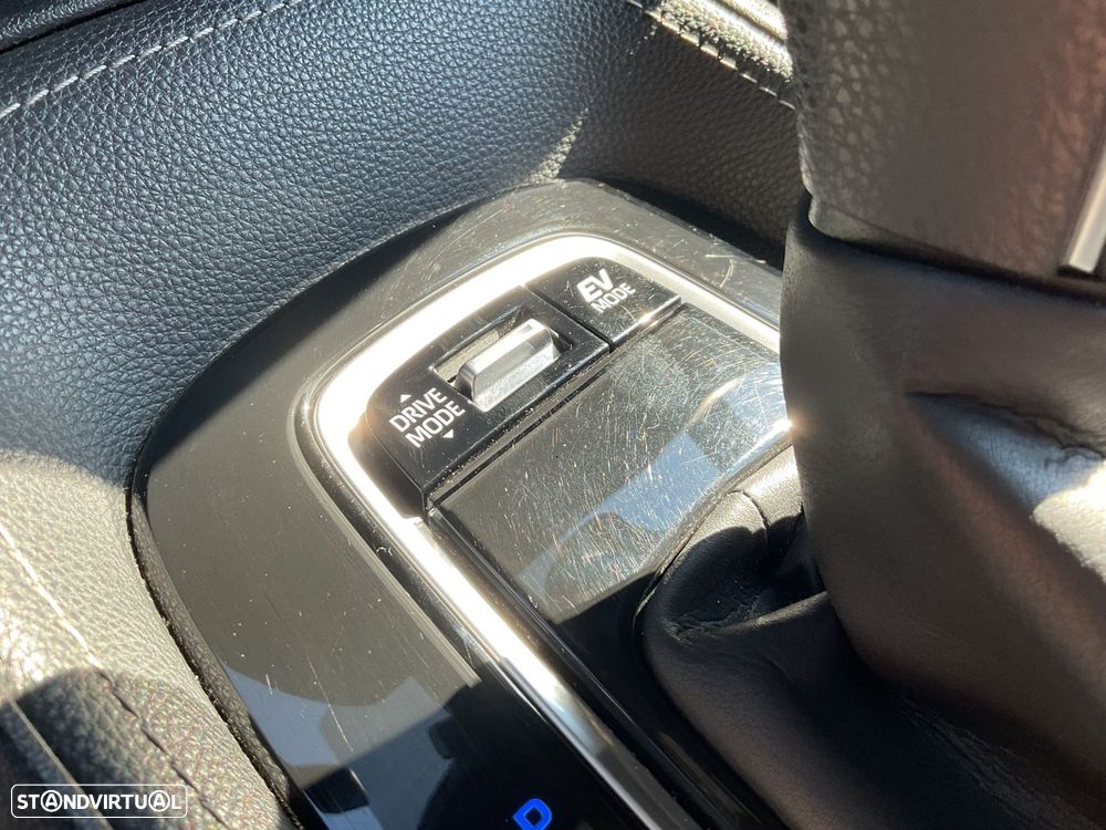 Toyota Corolla 1.8 Hybrid Comfort - 30