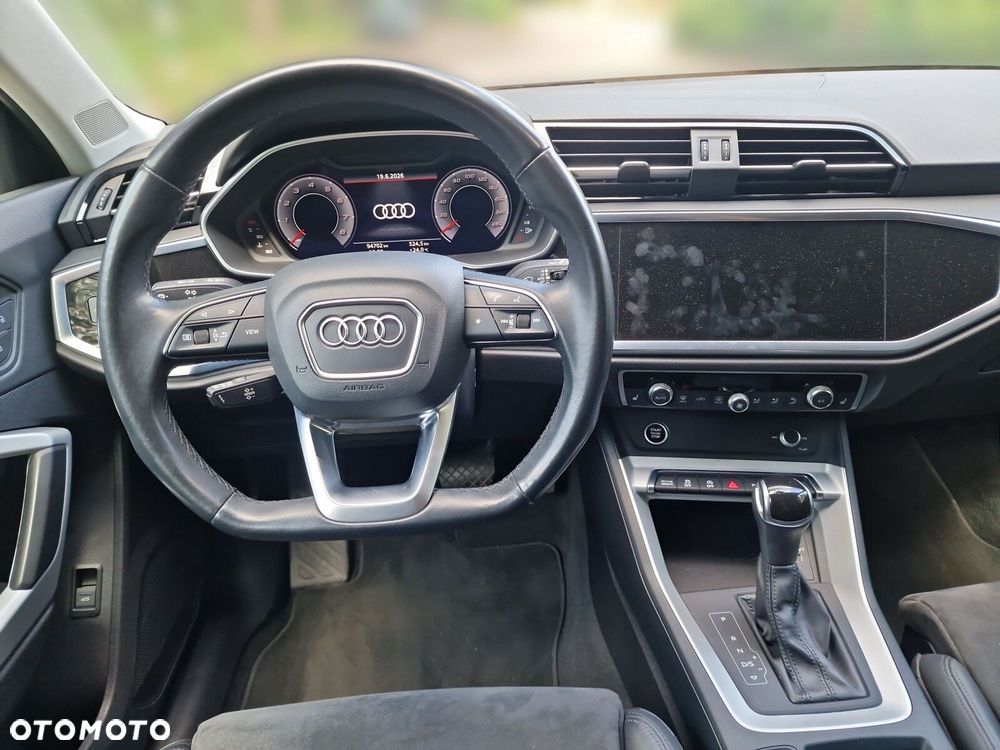 Audi Q3 Sportback - 16