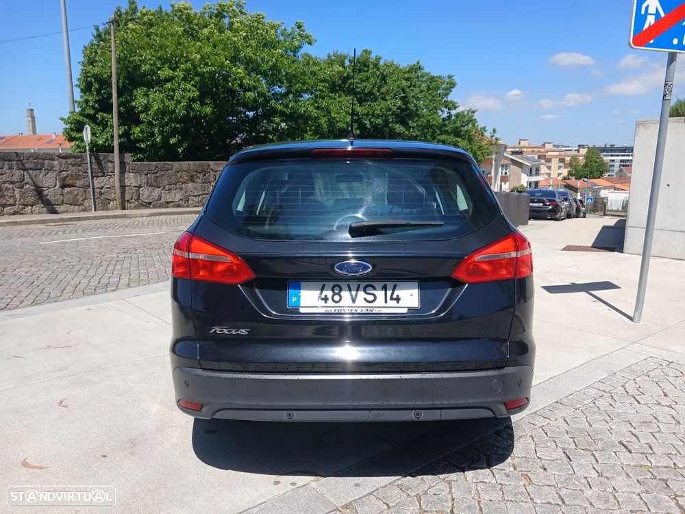 Ford Focus SW 1.5 TDCi Trend ECOnetic - 4